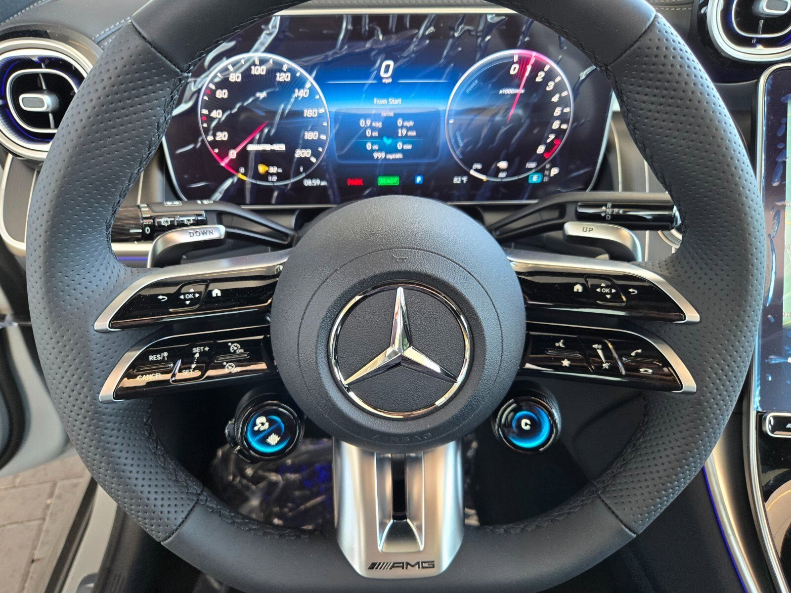 New 2025 Mercedes-Benz GLC 63 AMG S image 22