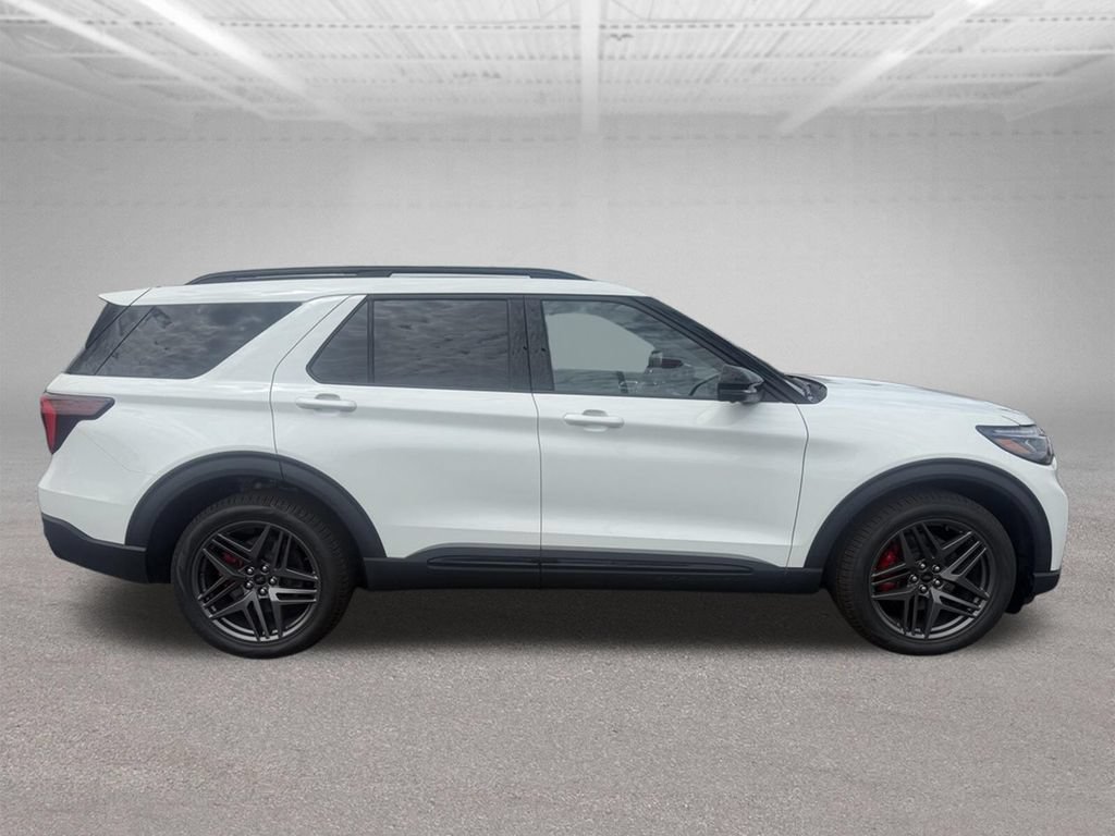 New 2026 Ford Explorer ST AWD/4WD image 2