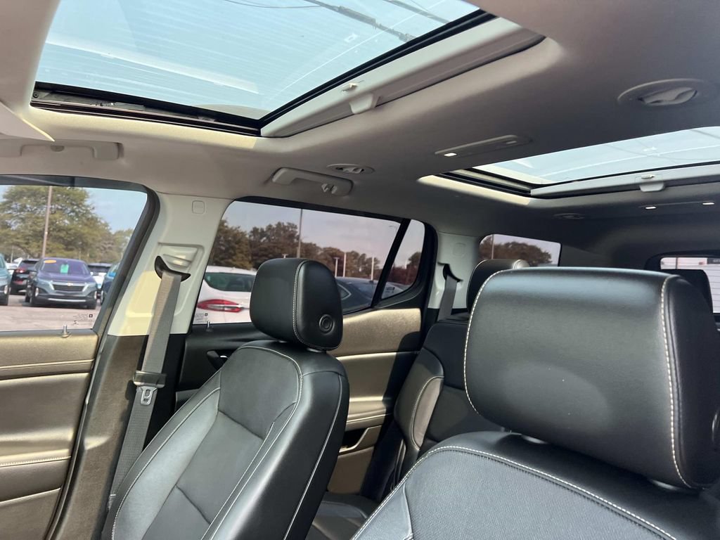 Used 2020 GMC Acadia SLT AWD/4WD image 18