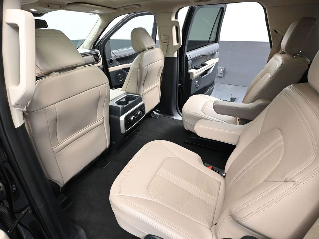 Used 2024 Ford Expedition Max Limited image 40