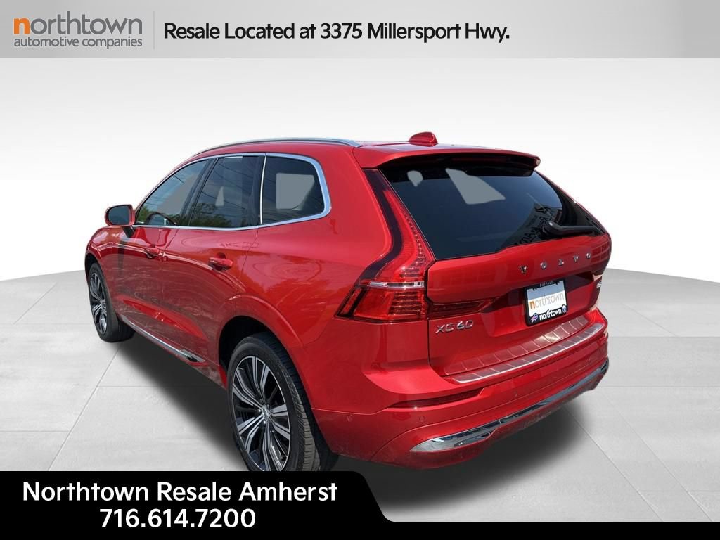 Used 2023 Volvo XC60 B5 Plus w/ Climate Package AWD/4WD image 3
