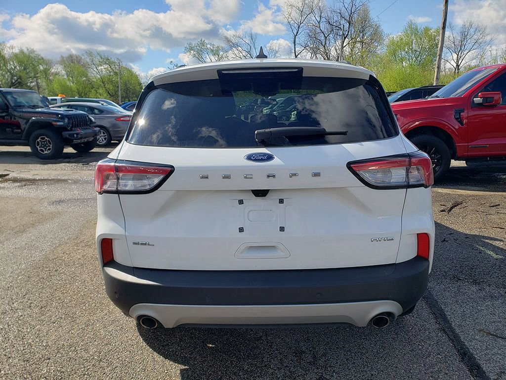 Certified 2022 Ford Escape SEL AWD/4WD image 4