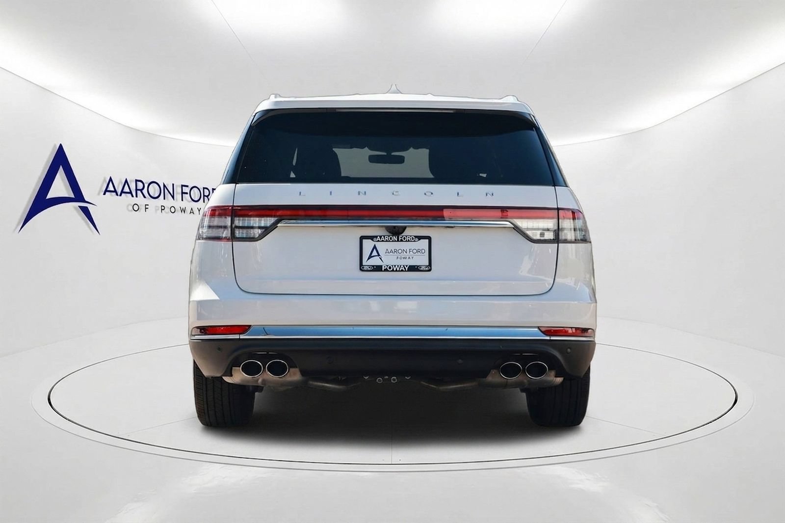 Used 2024 Lincoln Aviator Reserve w/ Equipment Group 201A RWD image 5