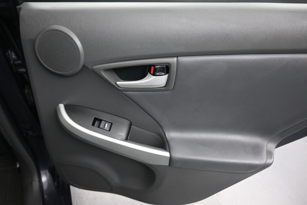 Used 2011 Toyota Prius Five w/ Advanced Technology Pkg FWD image 33