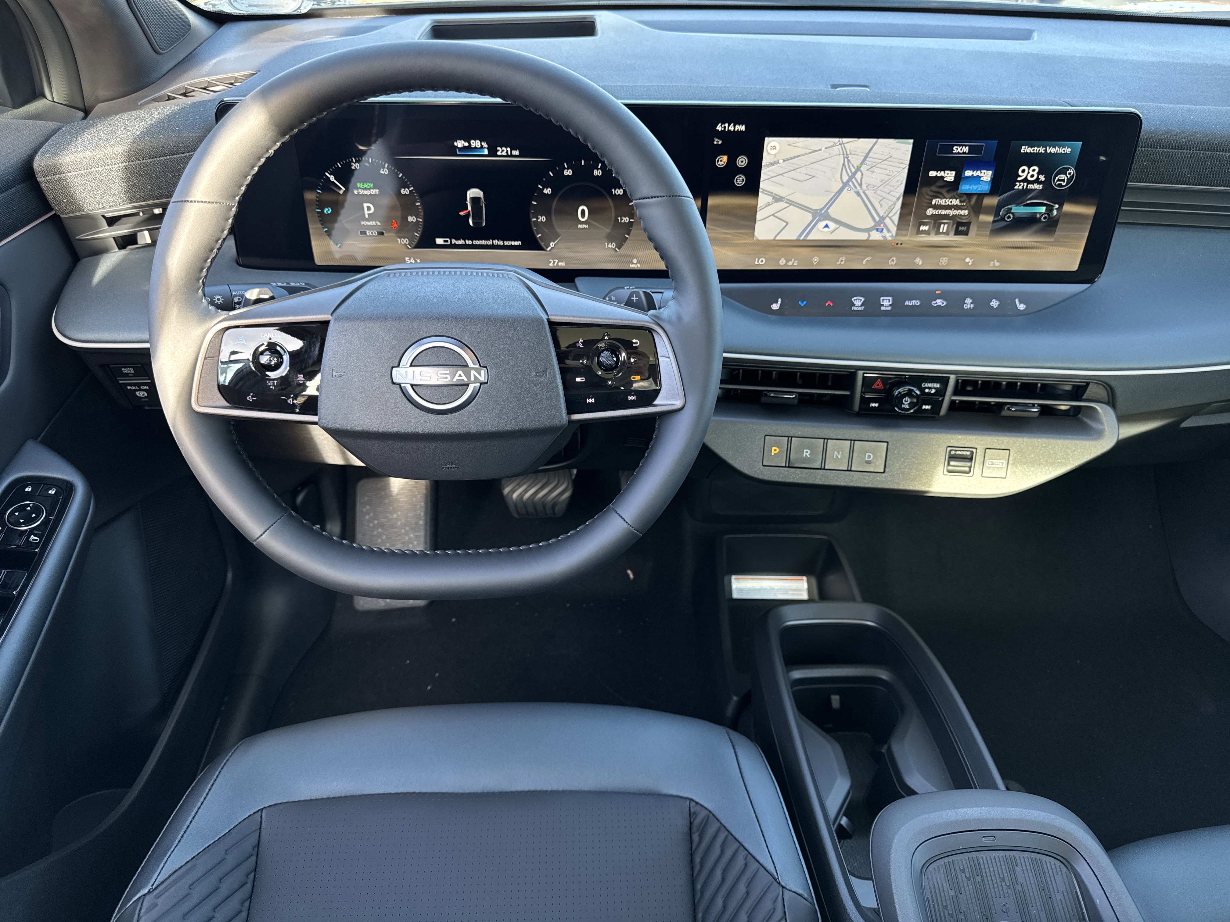 New 2026 Nissan Leaf Platinum+ w/ Cargo Package (Platinum+) image 13