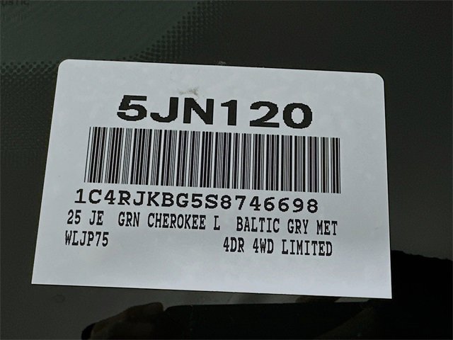 New 2025 Jeep Grand Cherokee L Limited image 18