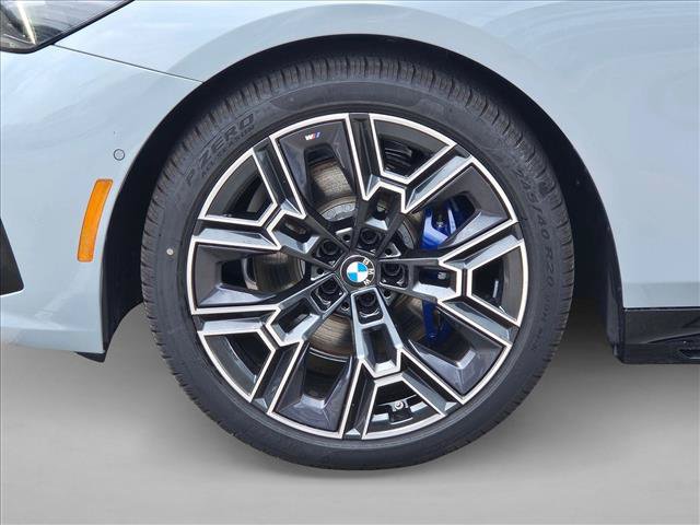 Certified 2026 BMW 530i w/ M Sport Package RWD image 18