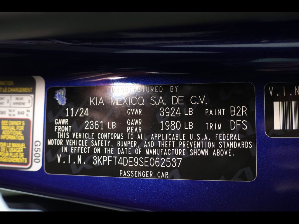 Used 2025 Kia K4 LXS image 29