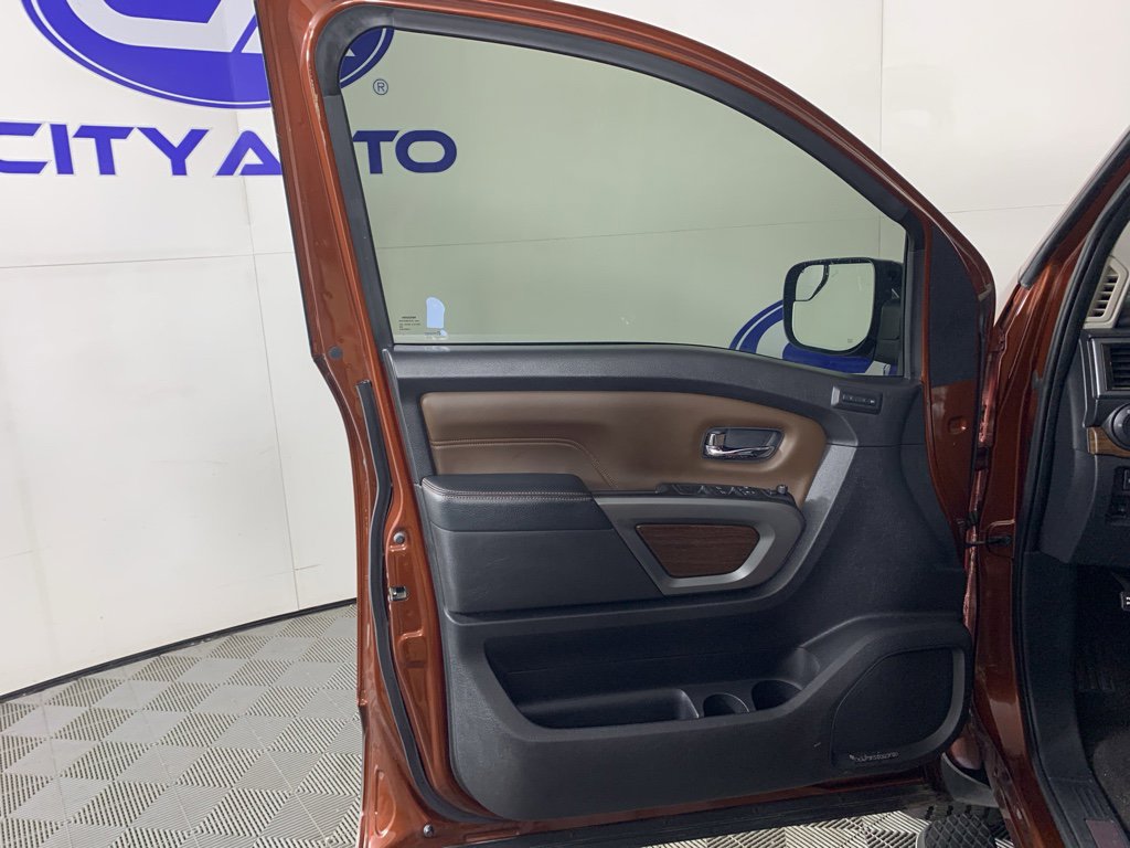 Used 2018 Nissan Titan Platinum Reserve w/ Platinum Utility Package image 13