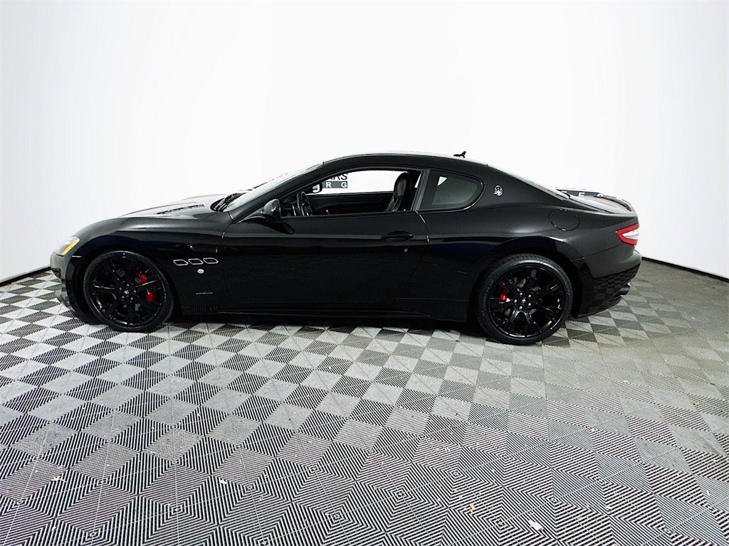 Used 2013 Maserati GranTurismo Sport image 4