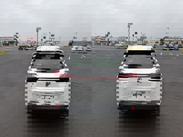 Used 2025 Lexus UX 300h AWD image 15
