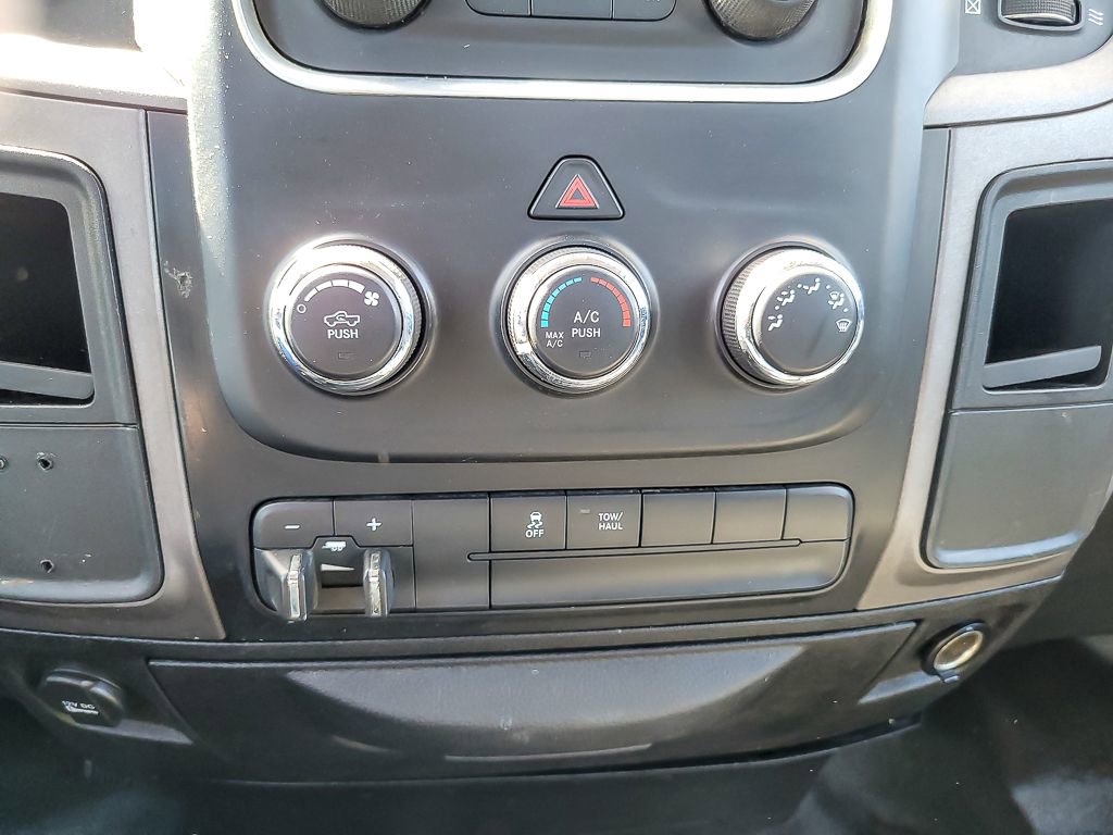 Used 2015 RAM 2500 Tradesman image 11