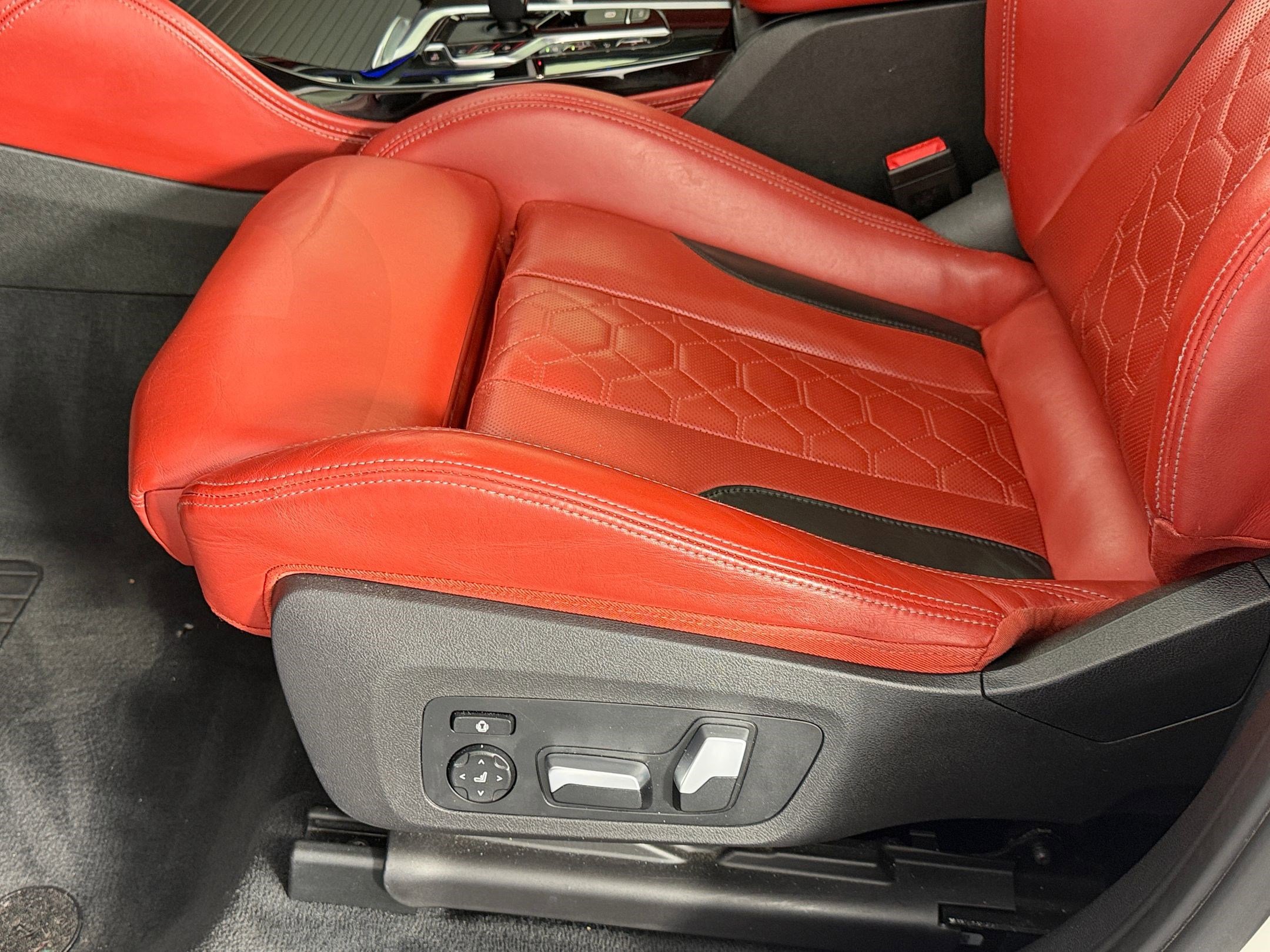 Used 2020 BMW X4 M w/ Executive Package image 13