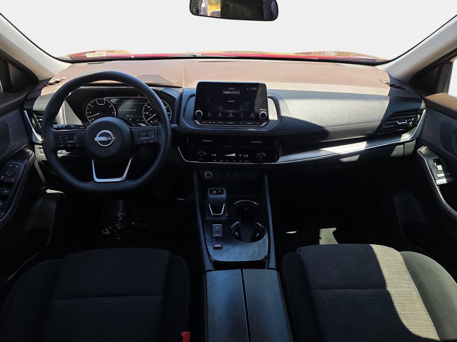 Used 2023 Nissan Rogue SV FWD image 9