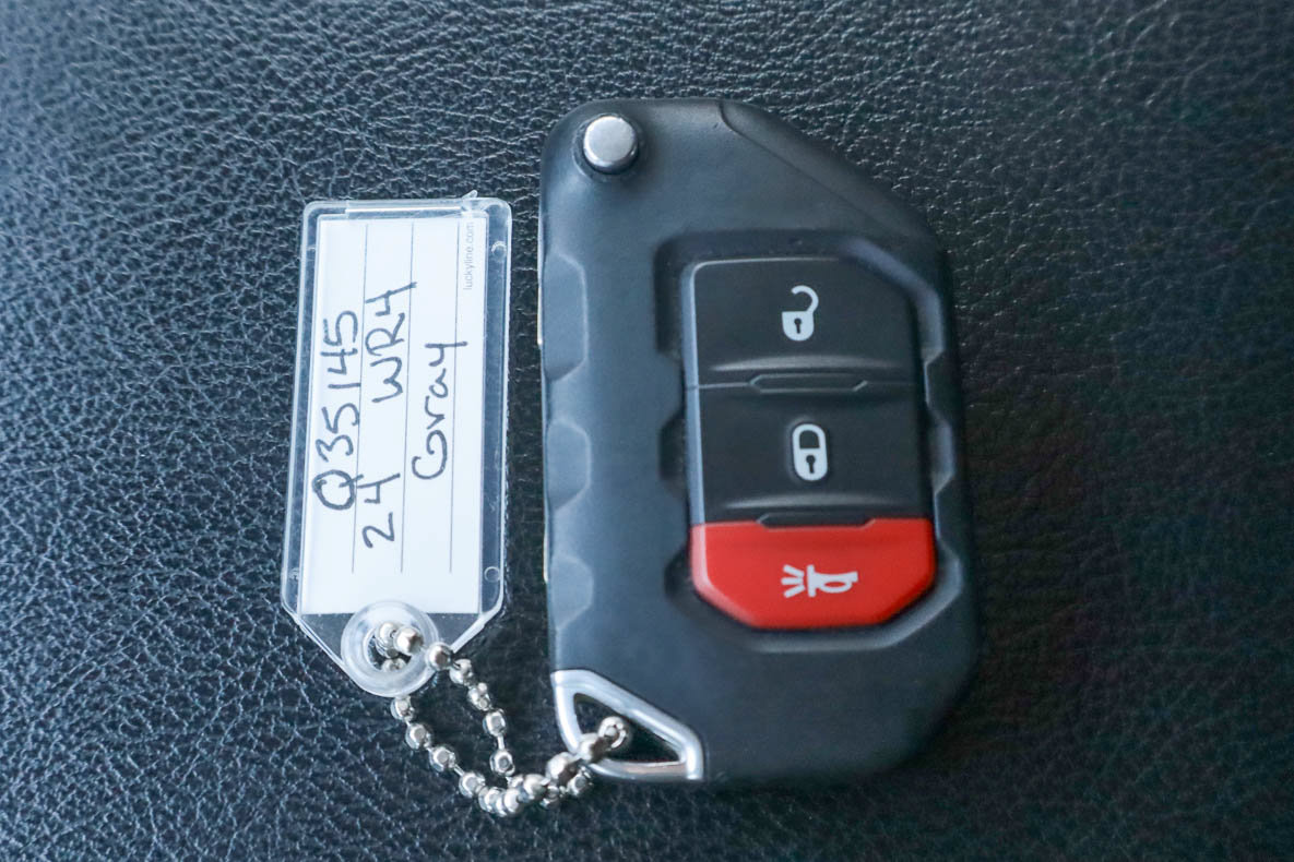 Used 2024 Jeep Wrangler Unlimited Rubicon 4xe AWD/4WD image 33