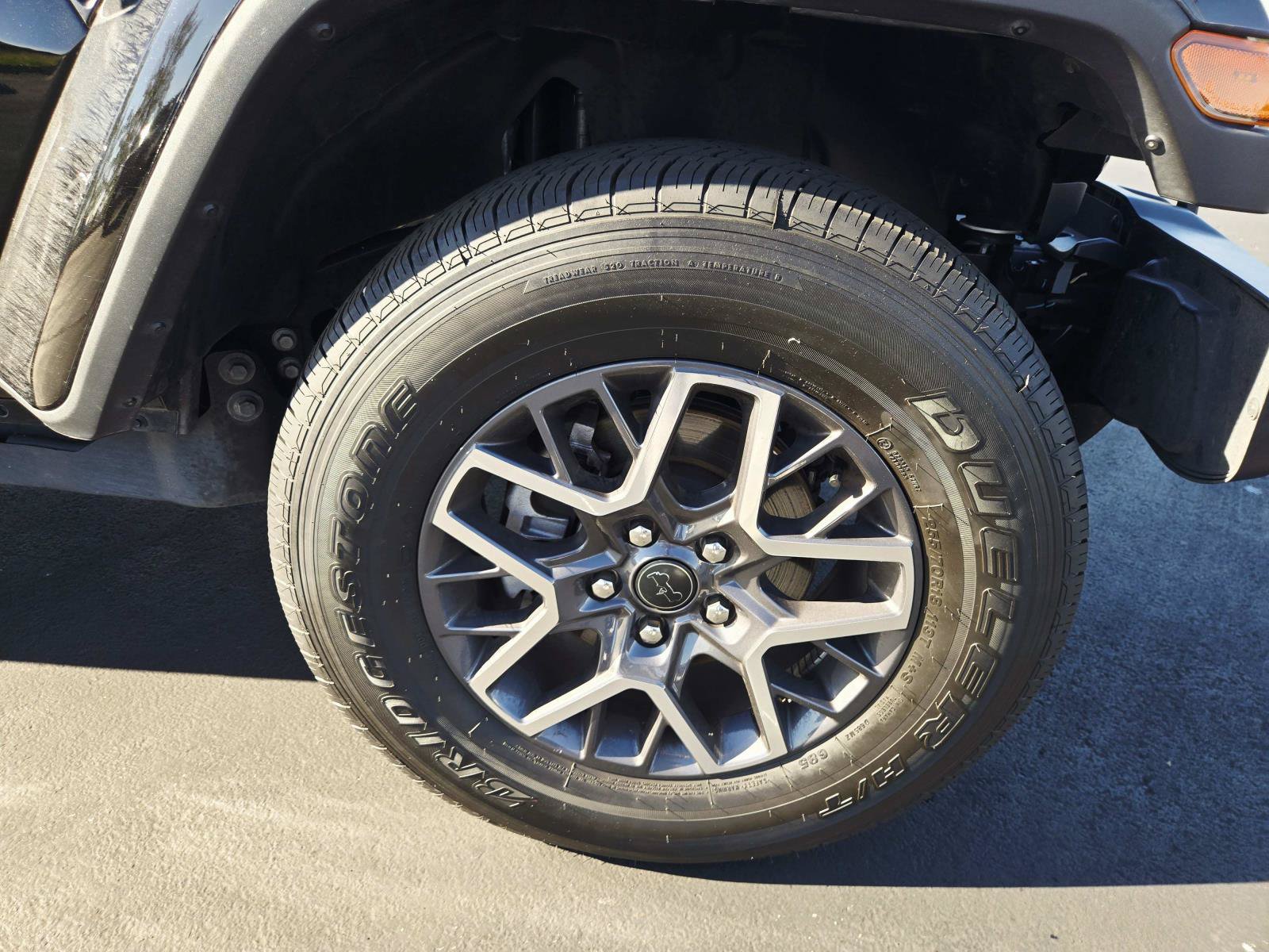 Used 2026 Jeep Wrangler Unlimited Sahara AWD/4WD image 19