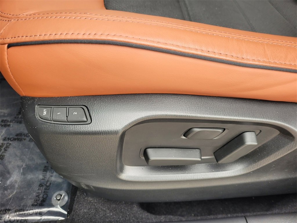 Certified 2025 MAZDA CX-5 Carbon Edition image 5