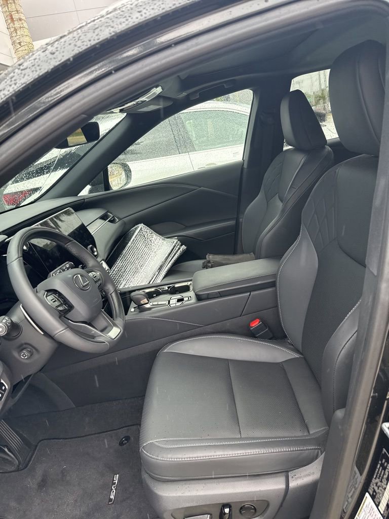 Used 2026 Lexus RX 350h w/ Accessory Package (K3) AWD/4WD image 4