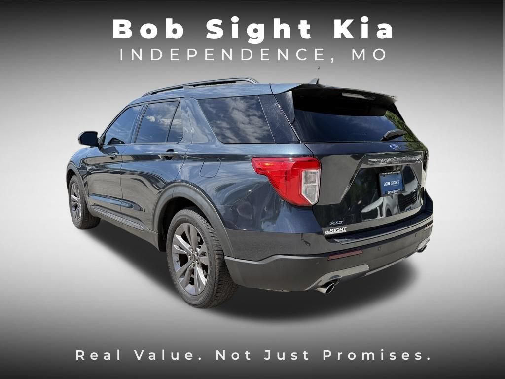 Used 2022 Ford Explorer XLT w/ Equipment Group 202A RWD image 14