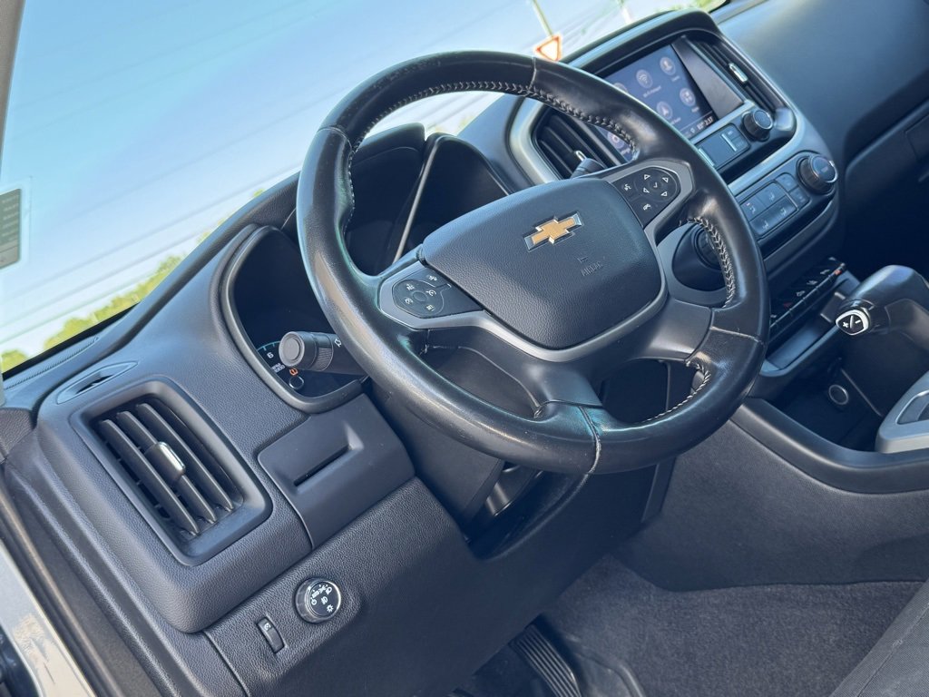 Used 2020 Chevrolet Colorado LT w/ Safety Package image 4