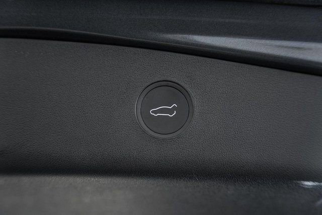 Used 2023 Tesla Model 3 Standard Range image 7