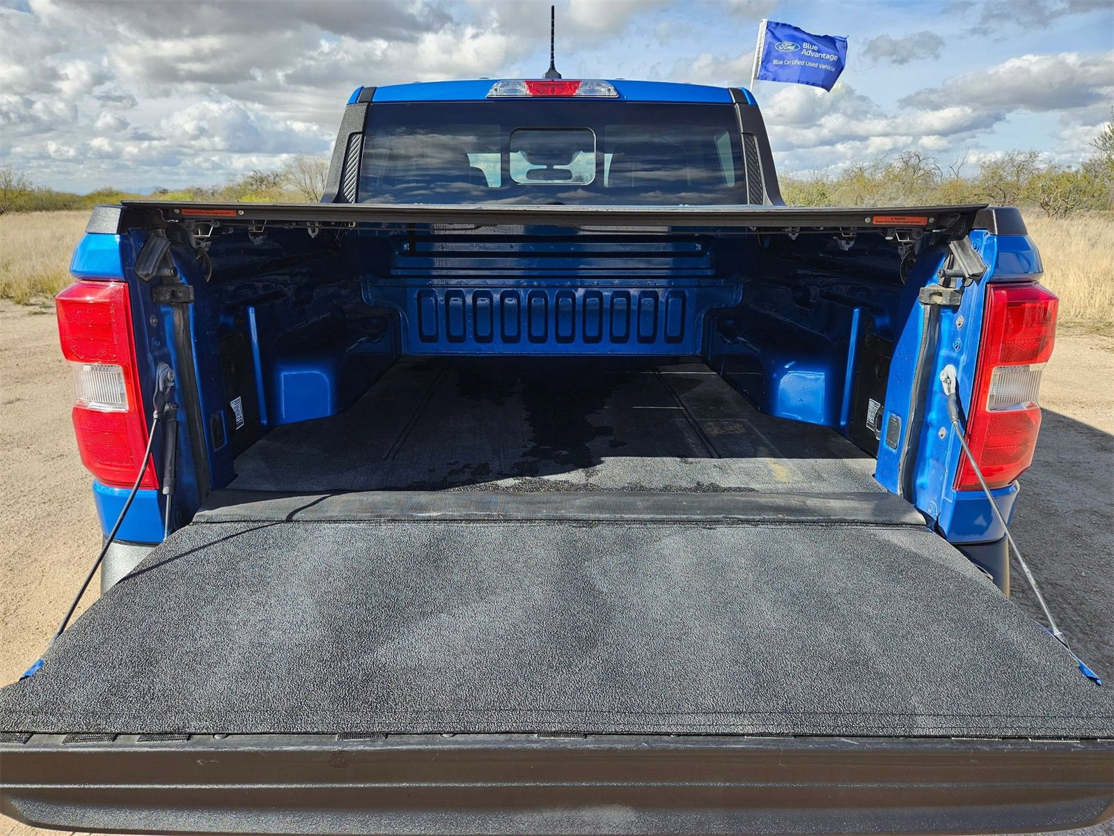 Certified 2022 Ford Maverick Lariat image 7