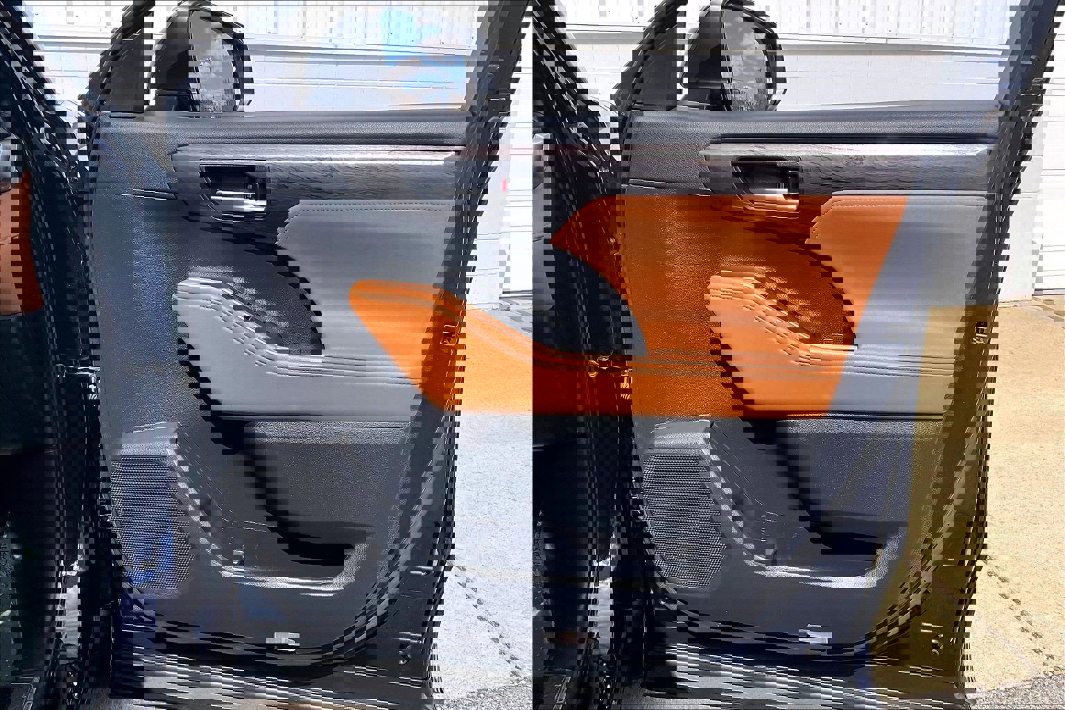 Used 2023 Toyota Highlander Platinum image 29