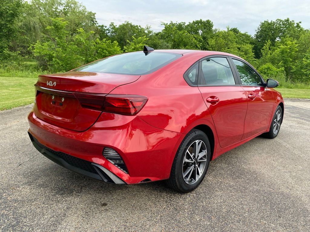 Certified 2023 Kia Forte LXS w/ LXS Technology Package FWD image 3