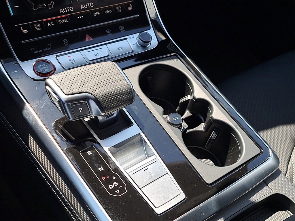 New 2026 Audi SQ8 Prestige image 14