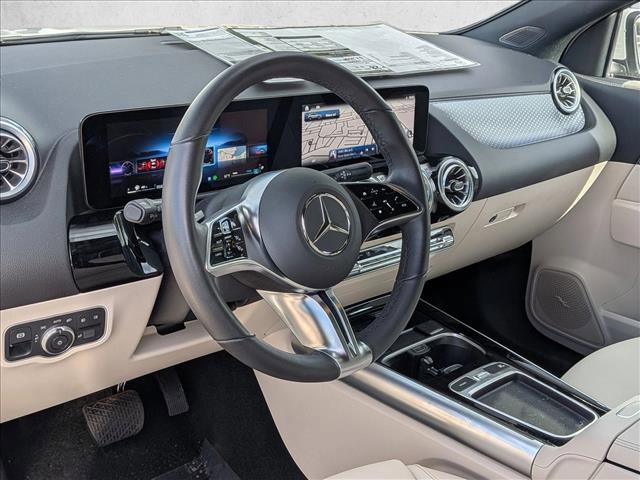 Certified 2025 Mercedes-Benz GLA 250 4MATIC image 10