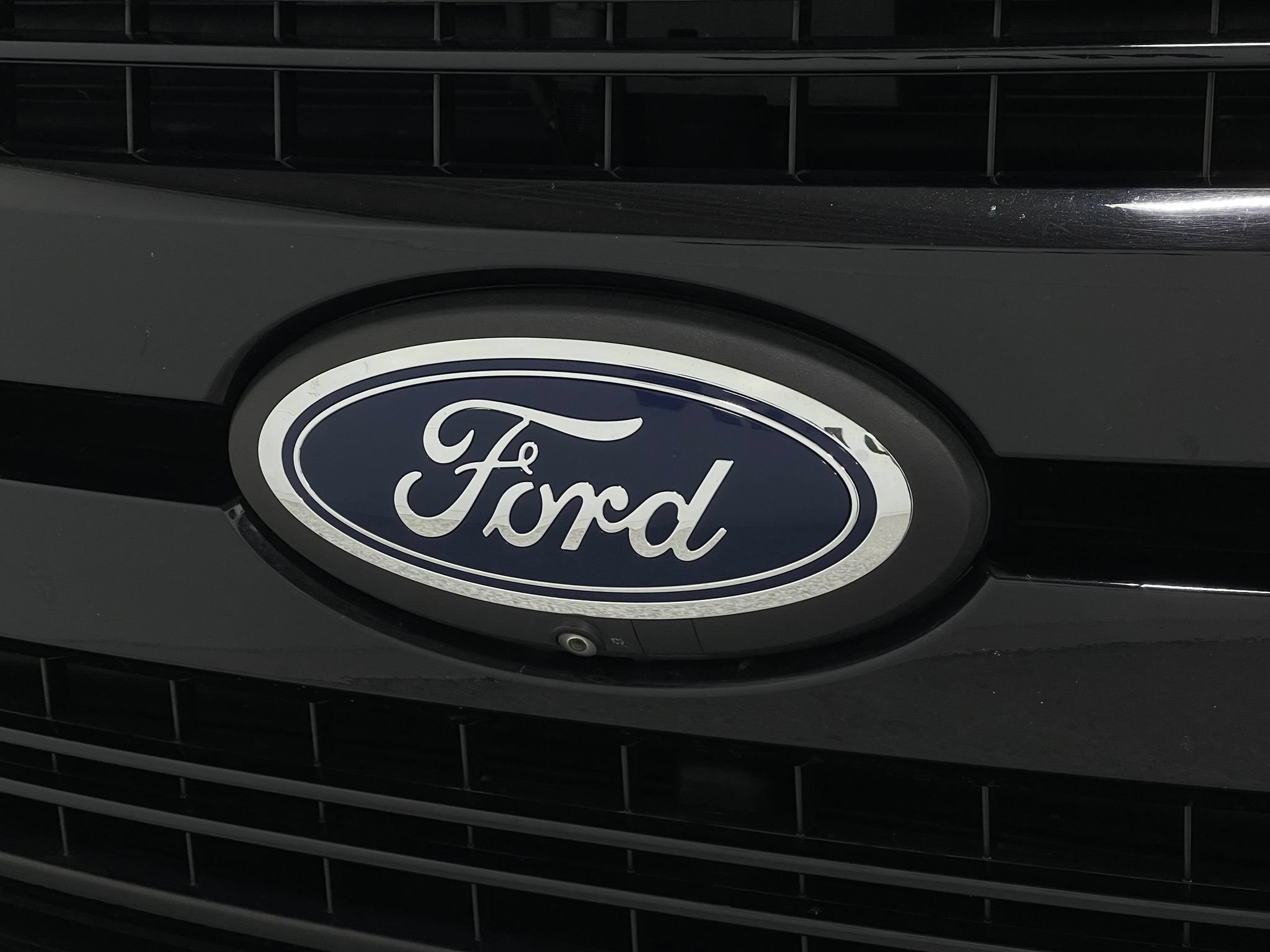 Used 2019 Ford F150 Lariat w/ Equipment Group 502A Luxury AWD/4WD image 36