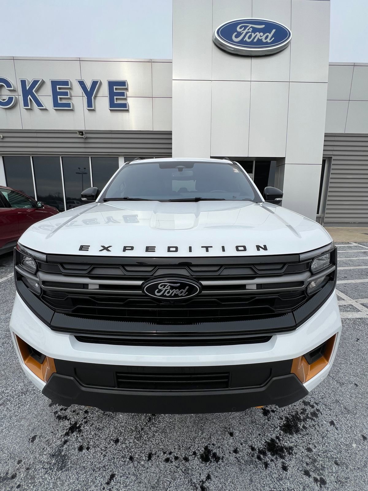 Used 2025 Ford Expedition Tremor image 2