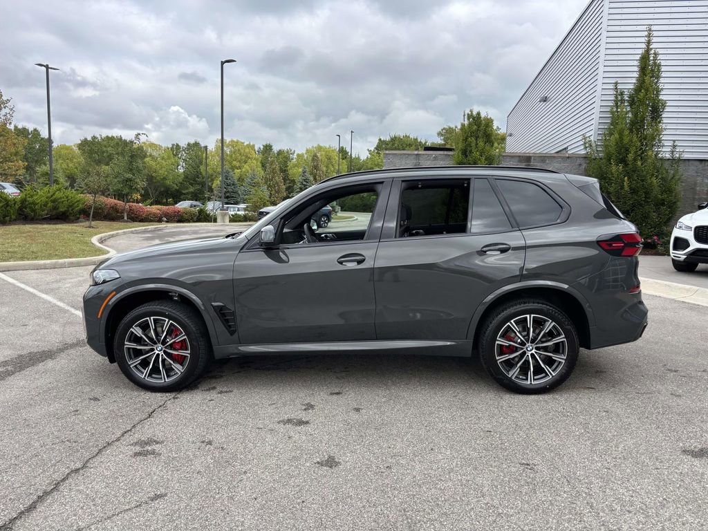 New 2026 BMW X5 xDrive40i w/ M Sport Package image 4