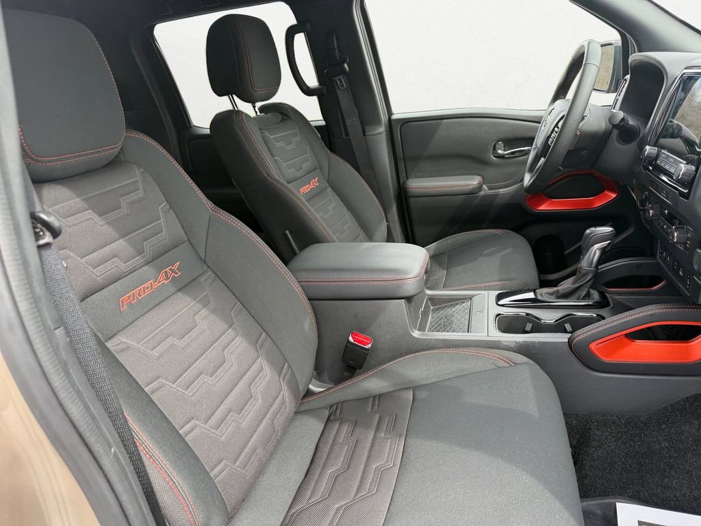 Used 2023 Nissan Frontier PRO-4X w/ Pro Convenience Package image 15