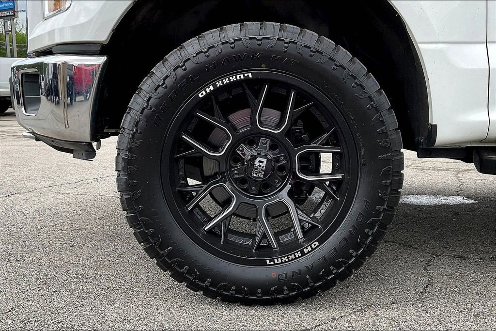 Used 2017 Ford F150 XLT w/ Equipment Group 302A Luxury image 8