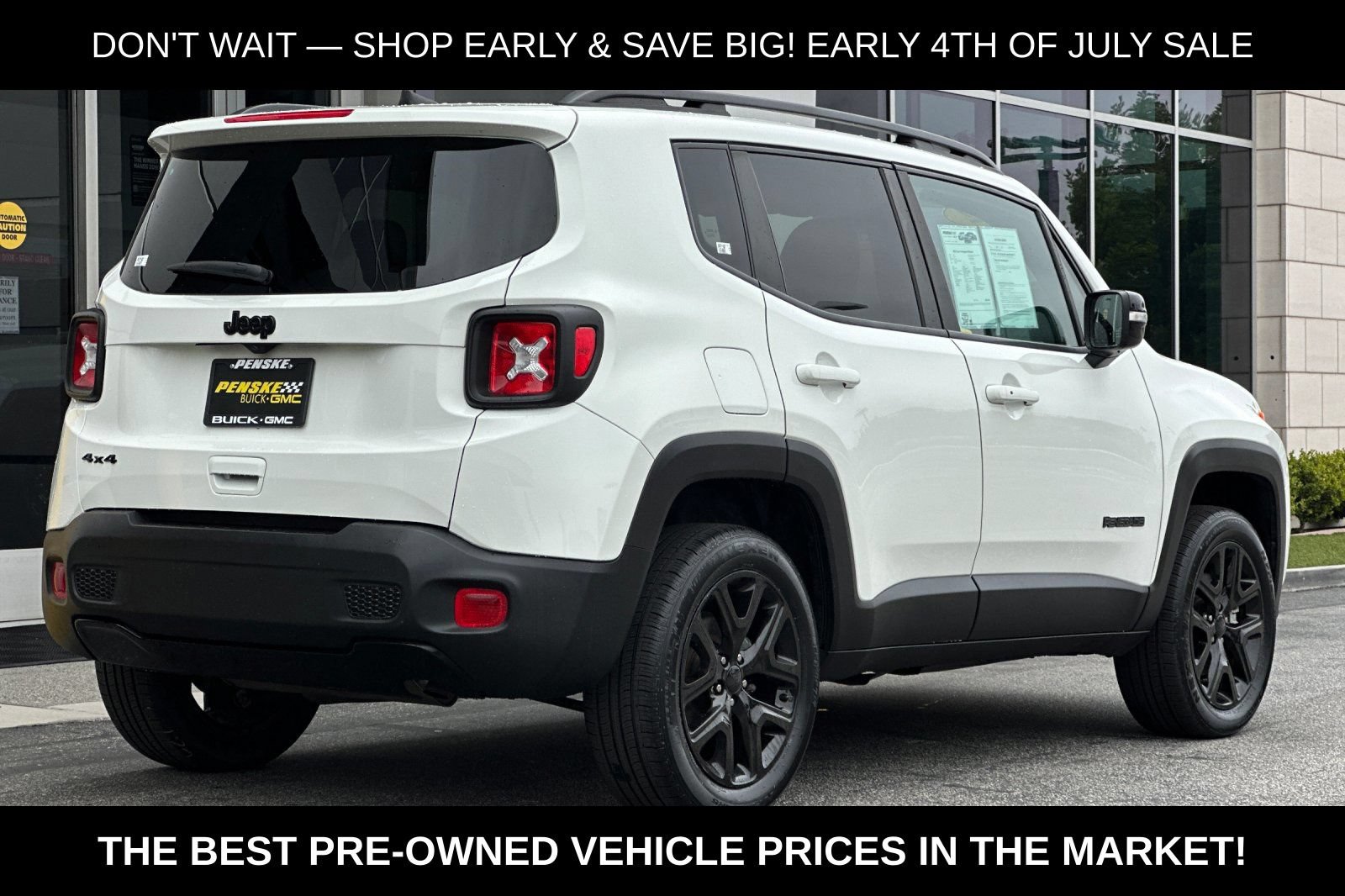 Used 2022 Jeep Renegade Altitude AWD/4WD image 4