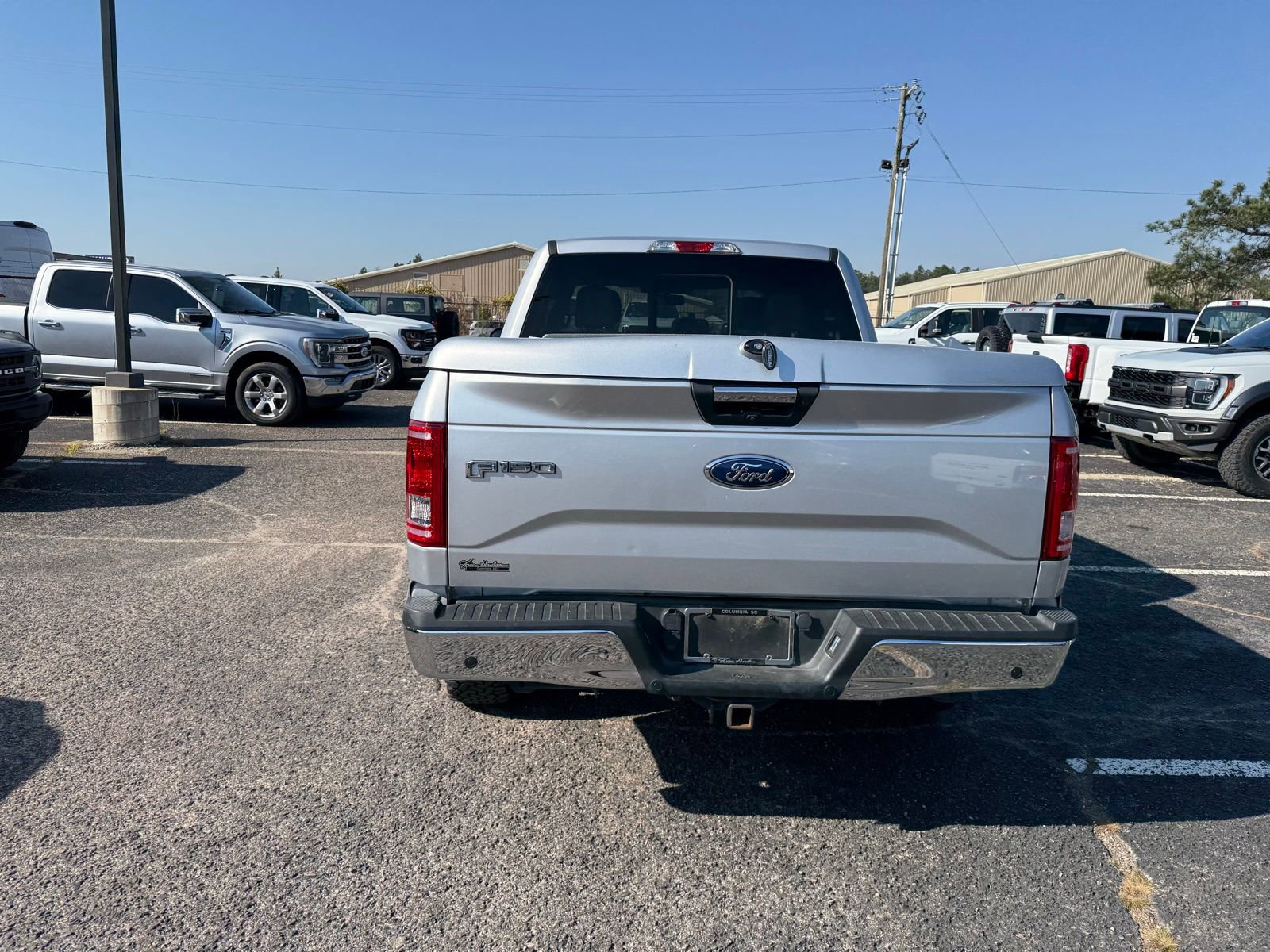 Used 2017 Ford F150 XLT w/ Equipment Group 302A Luxury image 6