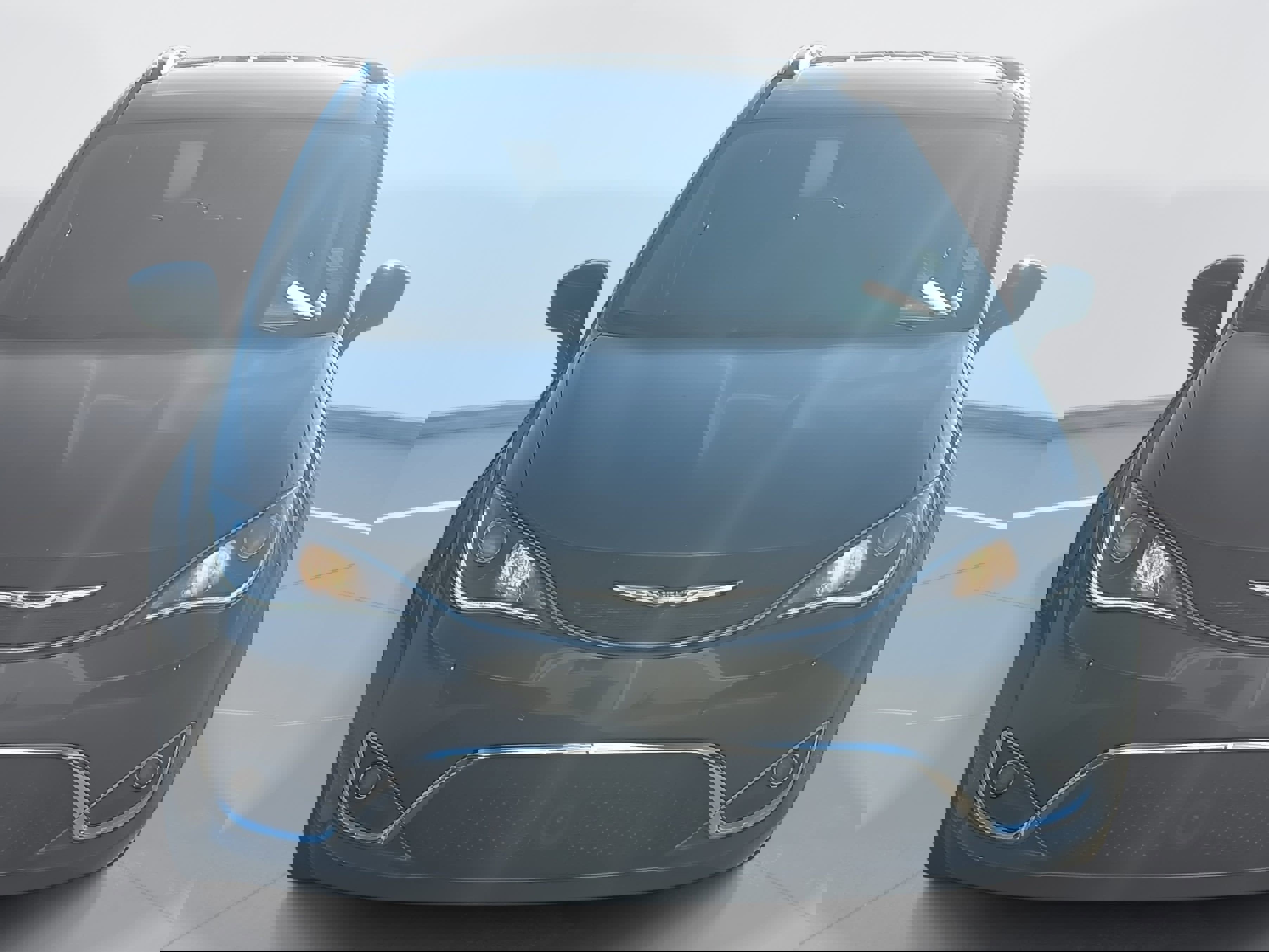 Used 2019 Chrysler Pacifica Touring-L Plus w/ Advanced Safetytec Group image 2