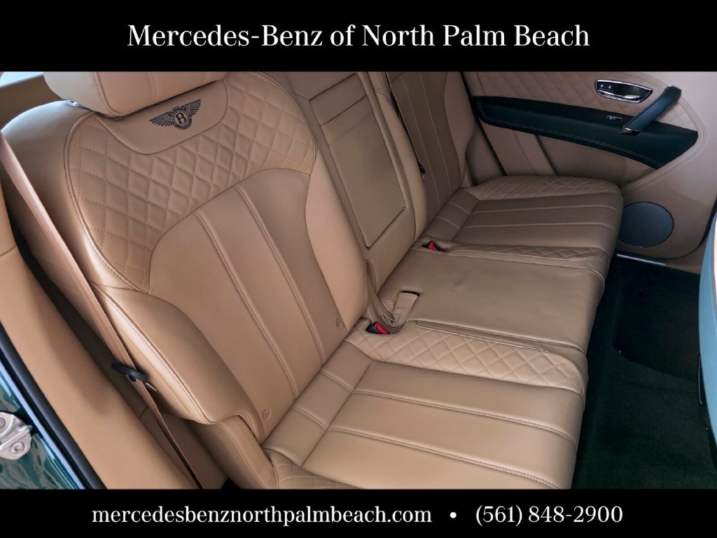Used 2019 Bentley Bentayga AWD/4WD image 29