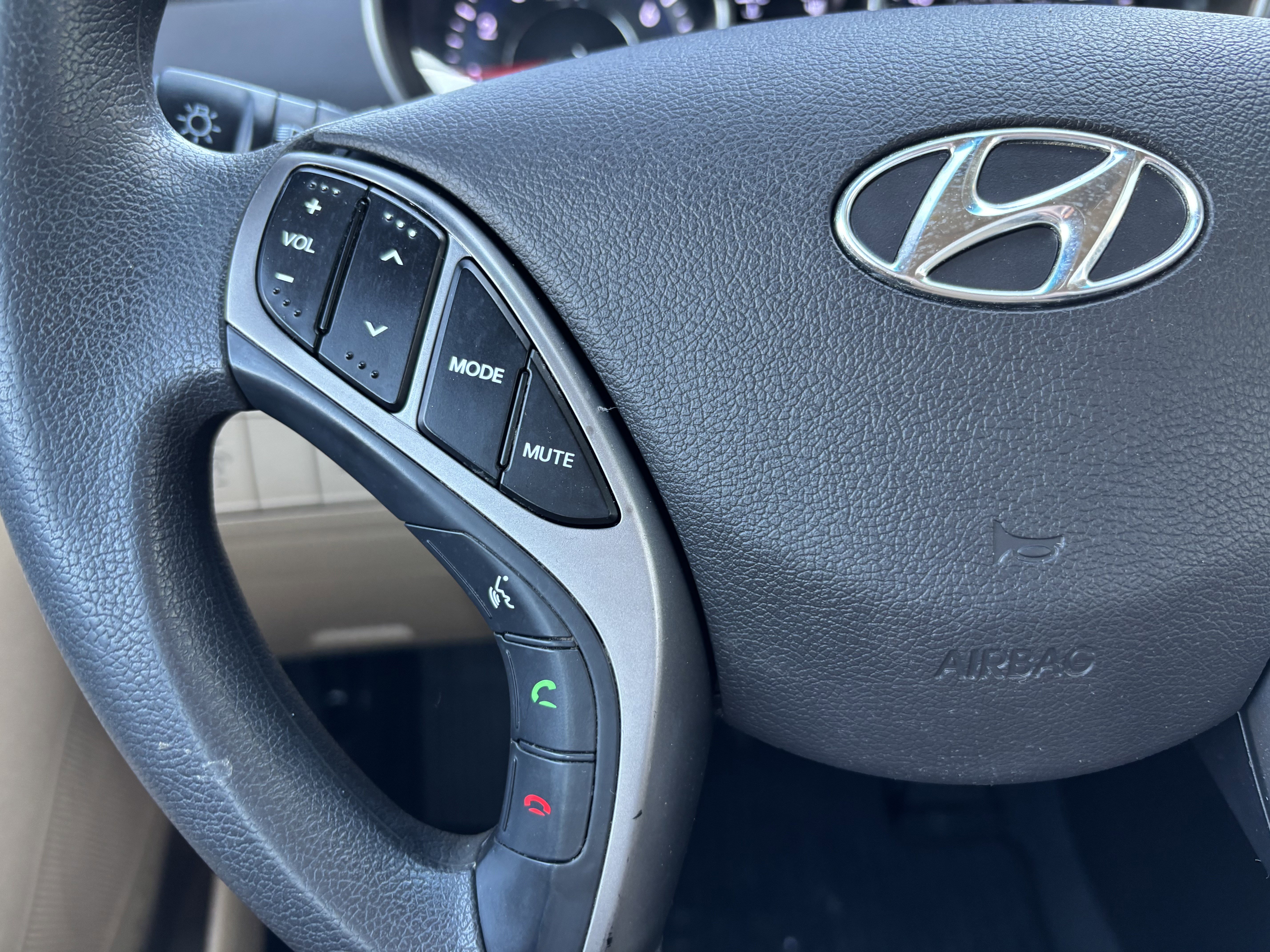 Used 2013 Hyundai Elantra GLS w/ Preferred Pkg FWD image 14