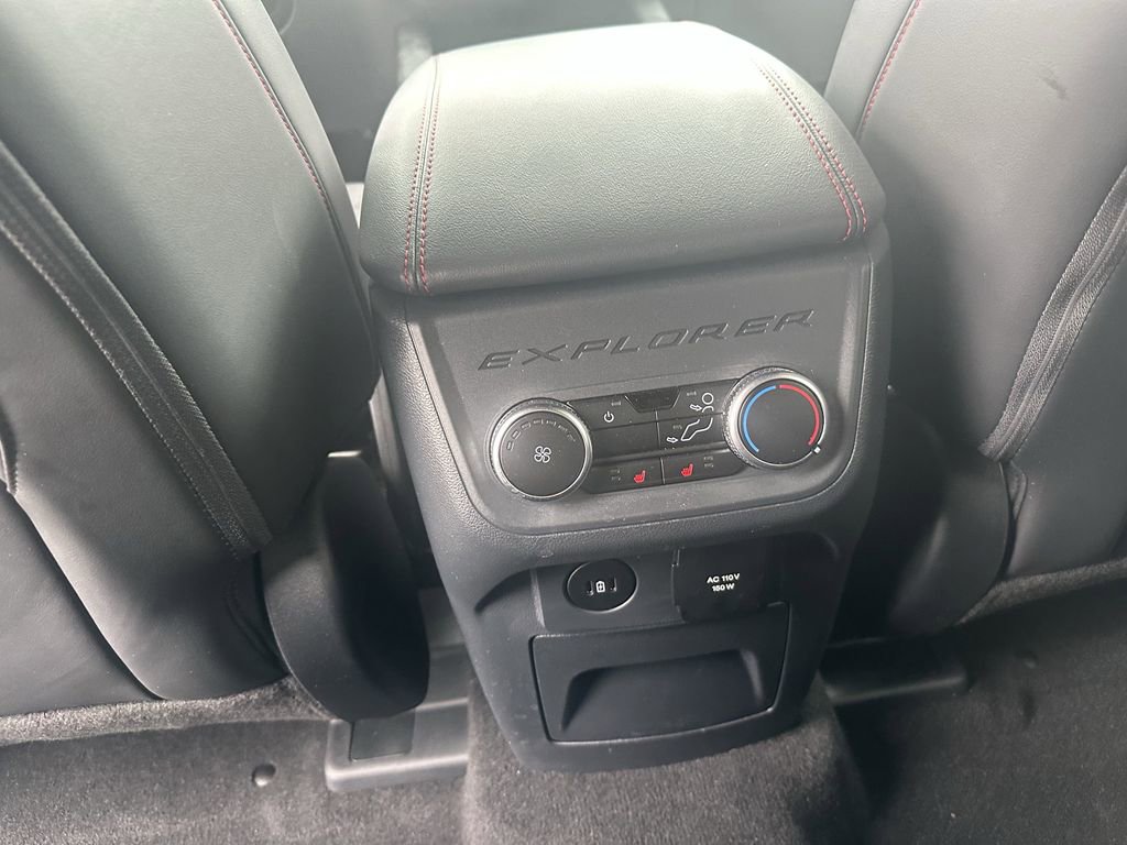 Used 2025 Ford Explorer ST AWD/4WD image 11