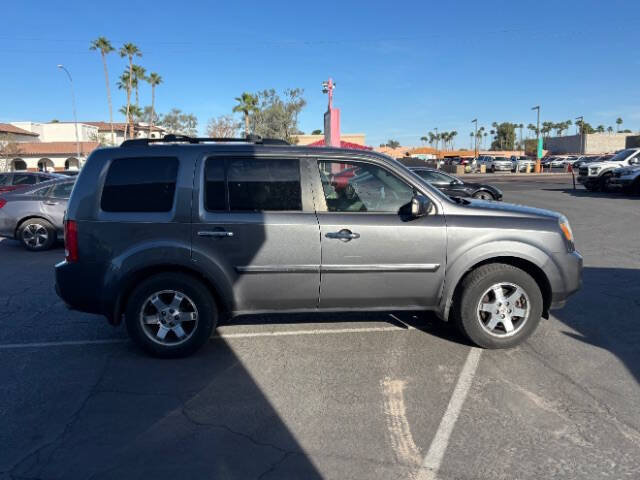 Used 2010 Honda Pilot Touring image 2