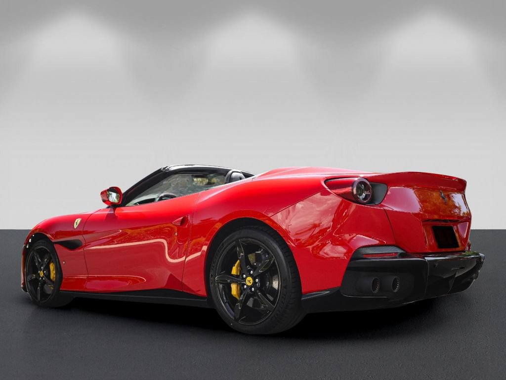 Used 2022 Ferrari Portofino M RWD image 5
