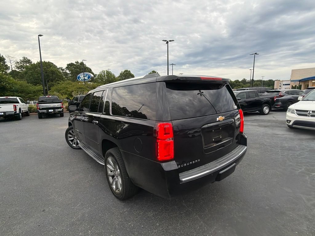 Used 2015 Chevrolet Suburban LTZ RWD image 19