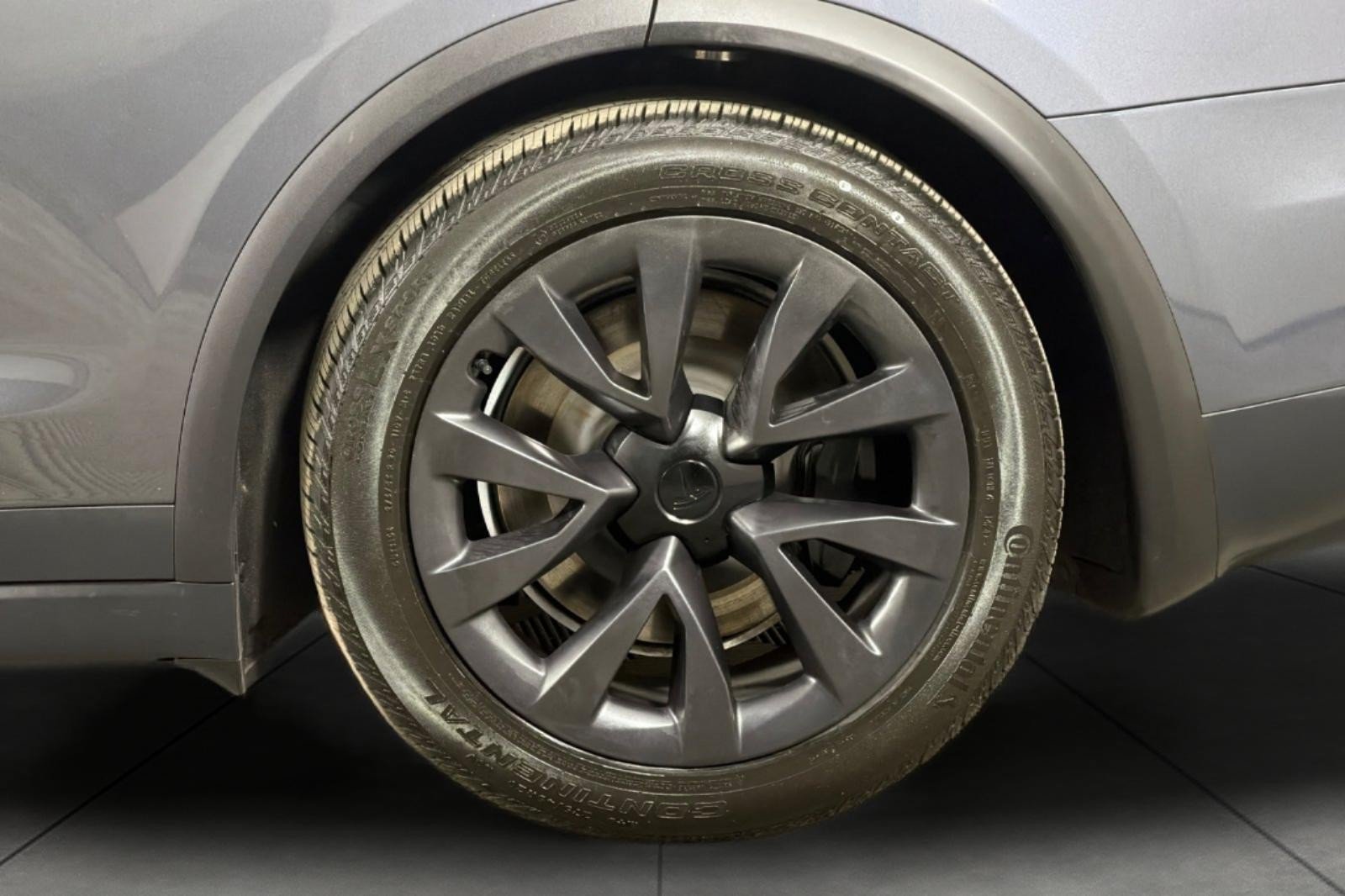 Used 2023 Tesla Model X AWD/4WD image 25