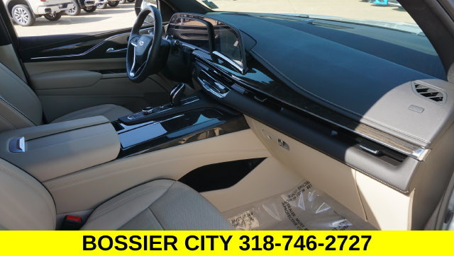 Certified 2024 Cadillac Escalade ESV Premium Luxury w/ Performance Package RWD image 30