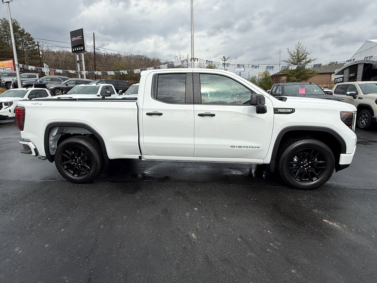 New 2026 GMC Sierra 1500 Pro w/ Graphite Edition image 6