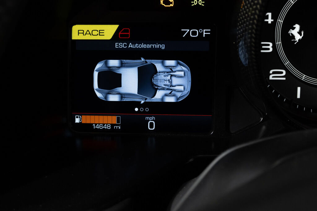 Used 2020 Ferrari 812 Superfast image 38