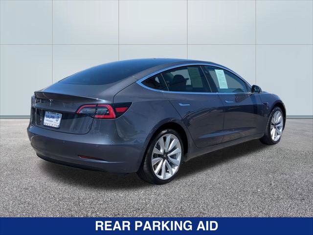 Used 2020 Tesla Model 3 Standard Range RWD image 5