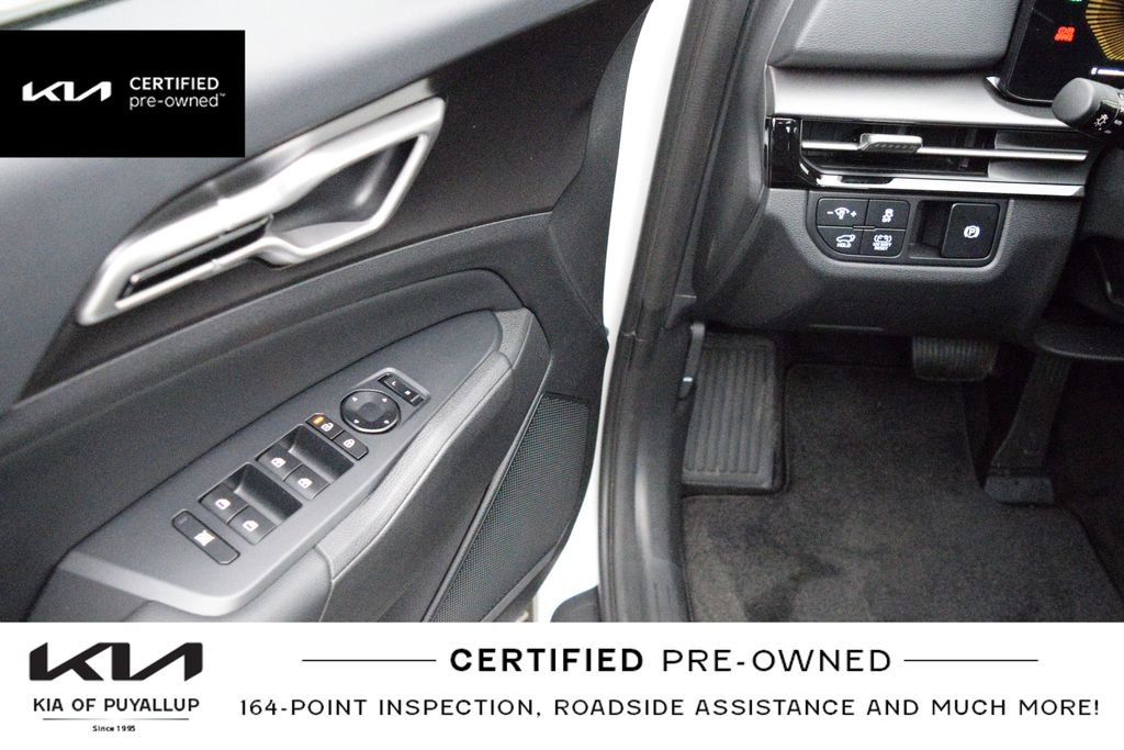 Certified 2026 Kia Sportage EX w/ EX Panoramic Sunroof Package AWD/4WD image 28